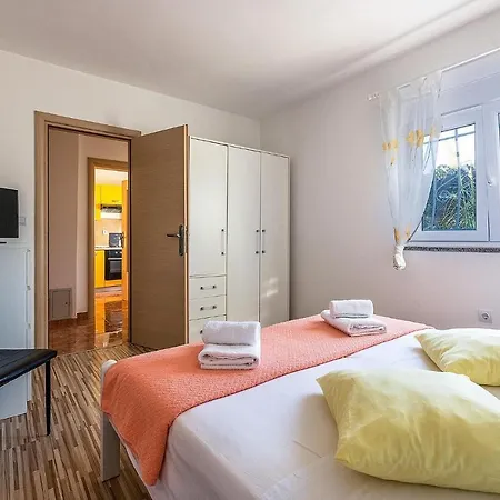 펜션 Cozy In With Wifi Marčana