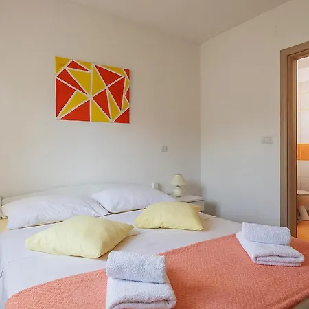 펜션 Cozy In With Wifi Marčana